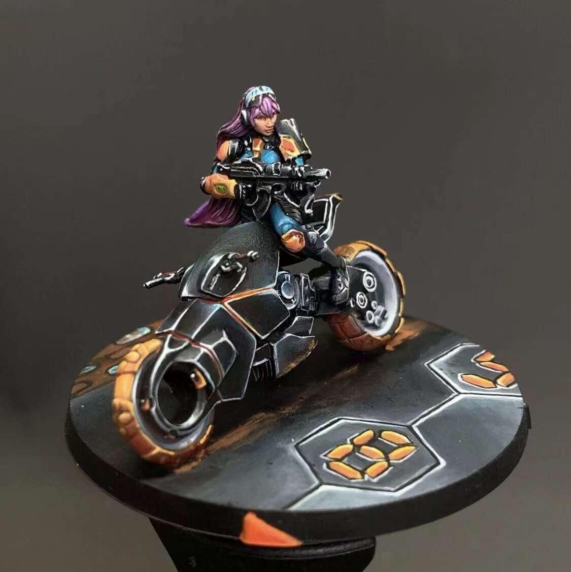 Model Kit Yamato Space - Motorized Bounty Hunters Model Kit Resin