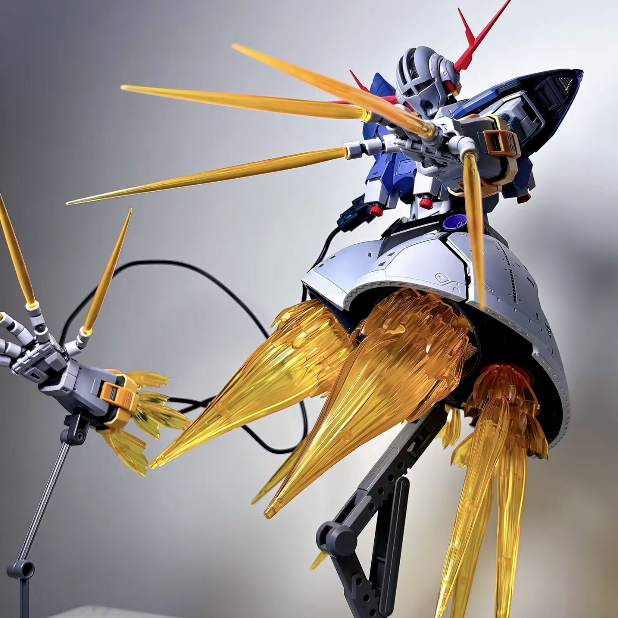 1/144 RG 34 Zeong Deluxe Editi - Model Kit Pg 评论和价格