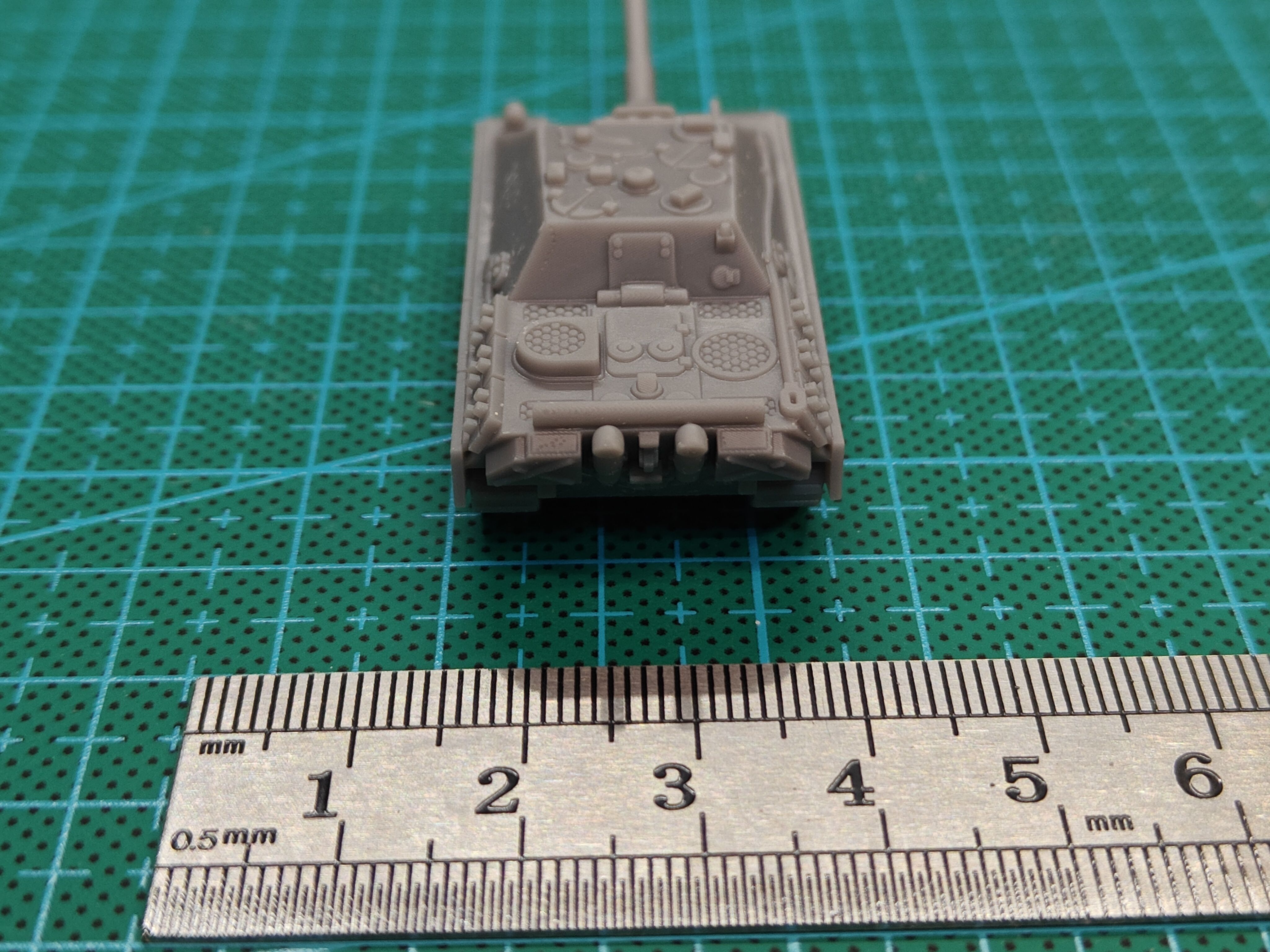 1/144 Scale Jagdpanther Tank D - Model Kit Yamato Space 评论和价格