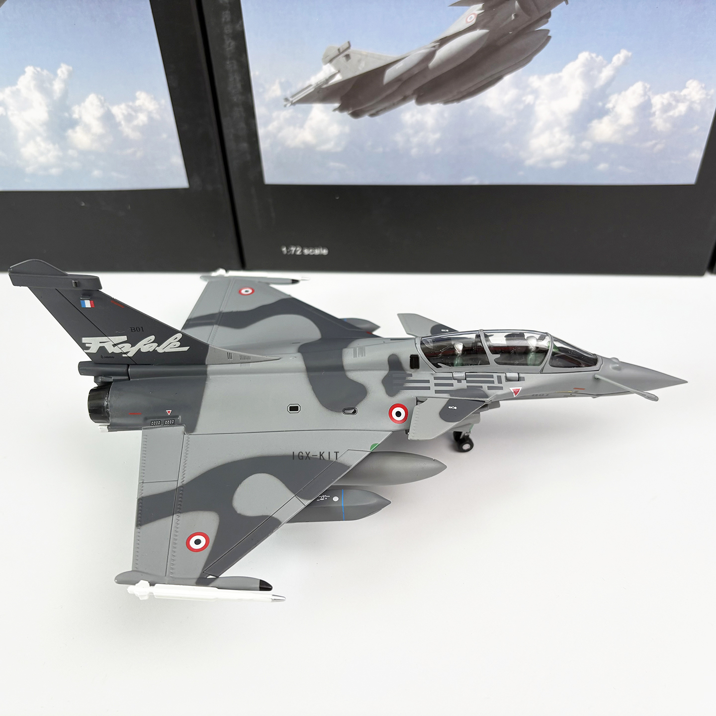 1/72 Scale French Air Force Ra - Model Kit Airplane 评论和价格